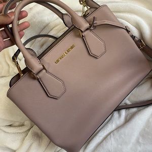 Micheal Kors Bag